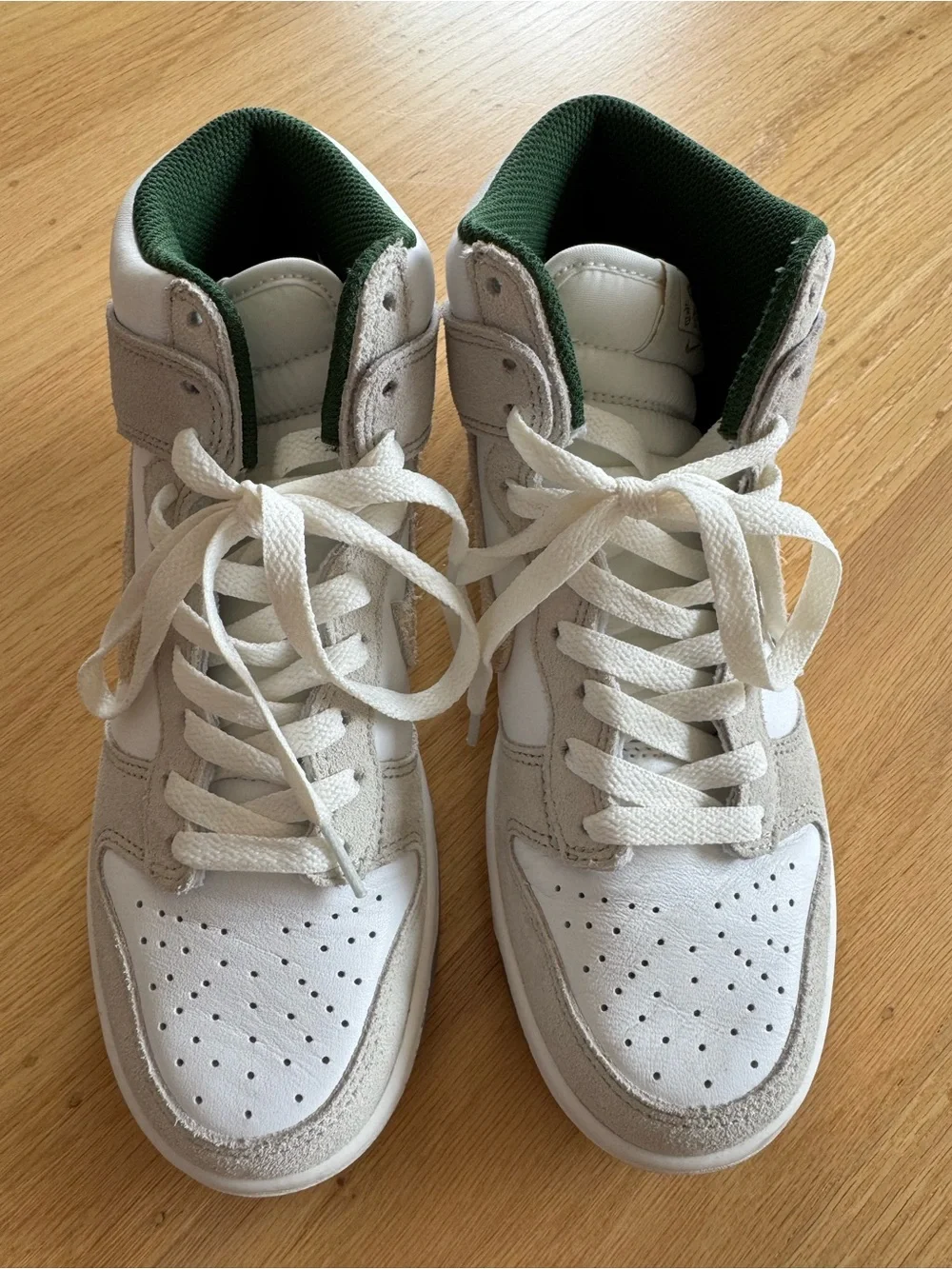 Nike Dunk High Gold Mountain